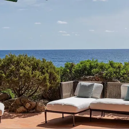 Pedra - Exclusive Seafront With Private Pool Villasimius