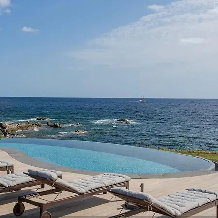 Pedra - Exclusive Seafront With Private Pool
