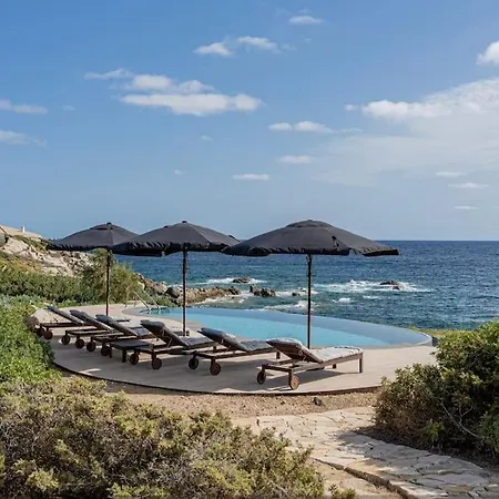 Pedra - Exclusive Seafront With Private Pool Villasimius