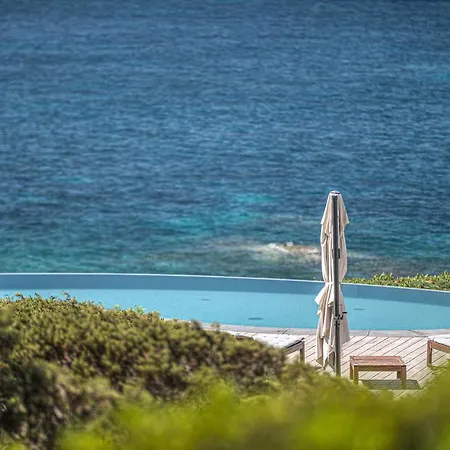 Villa Pedra - Exclusive Seafront With Private Pool
